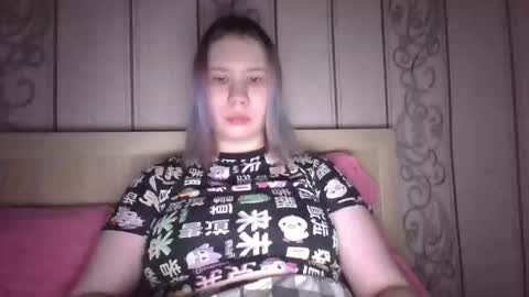 Snapshot of little_kitsune chatting on September 2025 02:00:01 PM Rachel online show from September 2025 02:00:01 PM