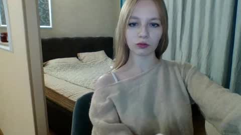 Maria online show from October 2025 05:45:01 PM