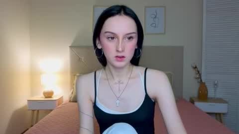 Snapshot of little_mollee chatting on October 2025 08:17:01 PM little_mollee online show from October 2025 08:17:01 PM