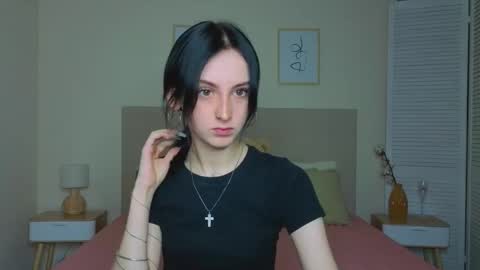 Snapshot of little_mollee chatting on October 2025 09:37:01 PM little_mollee online show from October 2025 09:37:01 PM
