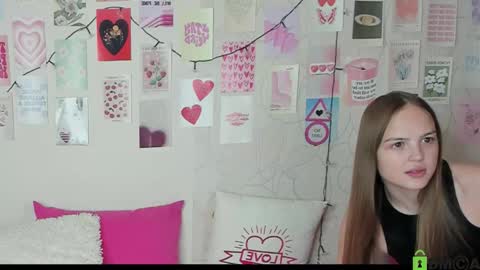 Kriss online show from November 2025 09:37:01 AM