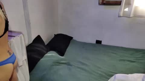 little_savage online show from September 2025 07:57:02 PM