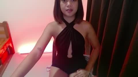 Snapshot of little_sunshine18 chatting on April 2026 08:58:02 PM shine online show from April 2026 08:58:02 PM