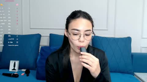 Snapshot of little_v1rgin_angel chatting on March 2026 12:41:01 PM Kwan online show from March 2026 12:41:01 PM