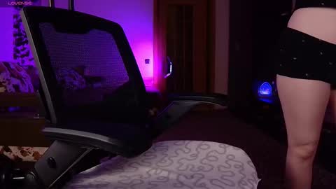 Sofia online show from March 2026 07:18:02 PM