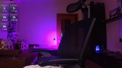 Sofia online show from April 2026 06:24:02 PM