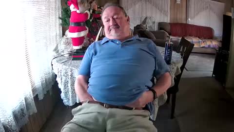 Snapshot of littled83057 chatting on December 2024 08:10:02 PM Littled83057 online show from December 2024 08:10:02 PM