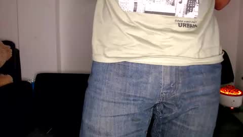 Manu online show from October 2025 02:09:01 AM