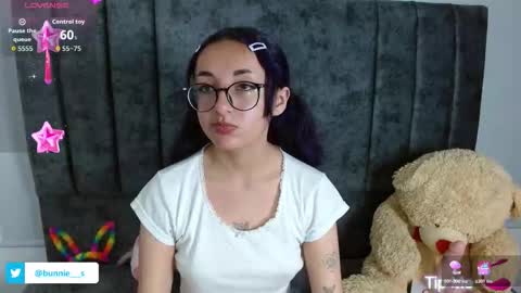 Snapshot of littlee__bunny chatting on September 2025 11:56:01 AM your little bunny online show from September 2025 11:56:01 AM