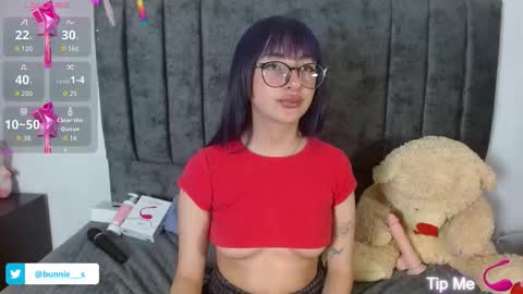 Snapshot of littlee__bunny chatting on October 2025 10:38:01 AM your little bunny online show from October 2025 10:38:01 AM