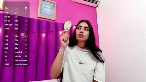 Emily  online show from February 2025 06:06:02 AM