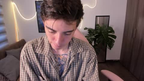 Snapshot of littleferxxo chatting on December 2024 11:52:02 AM Ferxxo online show from December 2024 11:52:02 AM