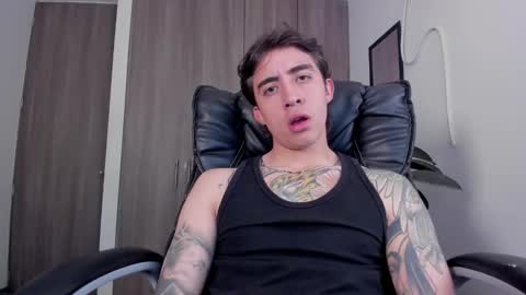 Snapshot of littleferxxo chatting on September 2025 01:00:01 AM Ferxxo online show from September 2025 01:00:01 AM