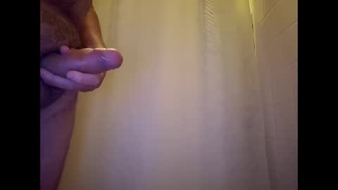 Snapshot of littleguyy888 chatting on February 2026 01:07:01 PM littleguyy888 online show from February 2026 01:07:01 PM