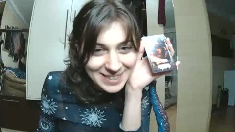 littlehappines online show from February 2026 09:15:02 PM