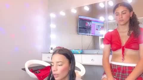 Snapshot of littlejennifer18 chatting on May 2026 08:46:02 PM Tip us ask our names online show from May 2026 08:46:02 PM