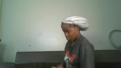 Snapshot of littlemariah chatting on July 2026 06:45:01 PM littlemariah online show from July 2026 06:45:01 PM