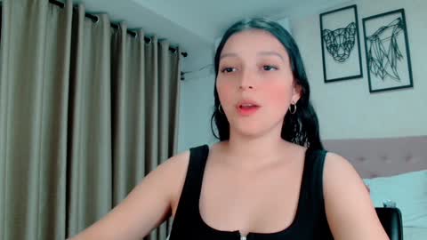 Snapshot of littlemolly_pregnant chatting on January 2025 02:04:01 AM Sarahs Room online show from January 2025 02:04:01 AM