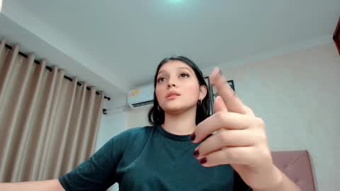 Snapshot of littlemolly_pregnant chatting on February 2025 11:54:02 PM Sarahs Room online show from February 2025 11:54:02 PM