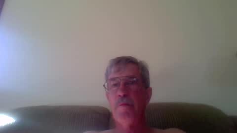 littlepetey17 online show from September 2025 03:49:01 PM