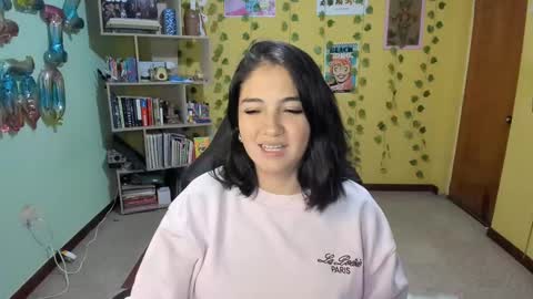 Mia  Wednesday to Sunday 730 am to 1030 am Colombian Hour D online show from February 2025 01:47:02 AM