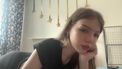 Snapshot of littleprincess3000 chatting on April 2026 08:13:01 AM littleprincess3000 online show from April 2026 08:13:01 AM