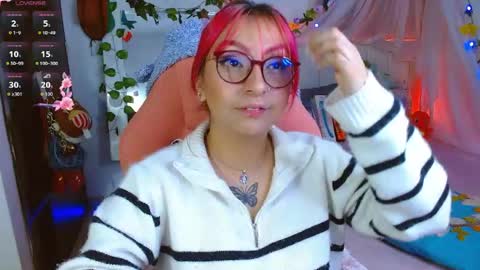 Snapshot of littlerouse_ chatting on June 2026 09:23:01 AM Ruby Rouse online show from June 2026 09:23:01 AM
