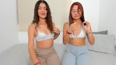 Snapshot of littlesexualworld chatting on April 2026 02:53:02 AM - Eileen - Izzy - Stiven online show from April 2026 02:53:02 AM