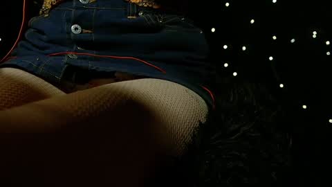 Niki  free tg channel with some photos gifs and info about streams  online show from December 2024 05:40:01 PM