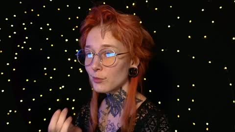 Niki  free tg channel with some photos gifs and info about streams  online show from February 2025 11:01:02 AM