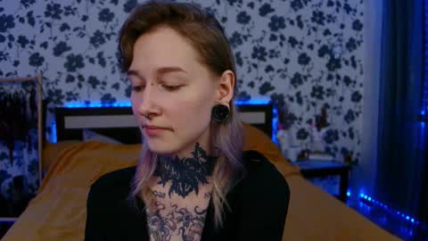 Niki  free tg channel with some photos gifs and info about streams  online show from October 2025 06:19:02 PM