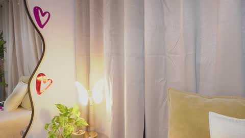 littletammy_ online show from January 2026 02:54:02 PM