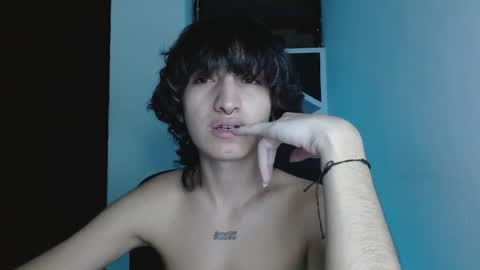 Snapshot of littlextrem chatting on May 2026 01:36:02 AM Eros online show from May 2026 01:36:02 AM