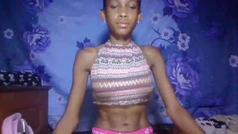 Snapshot of littleyanah chatting on June 2026 06:59:01 AM yanah online show from June 2026 06:59:01 AM