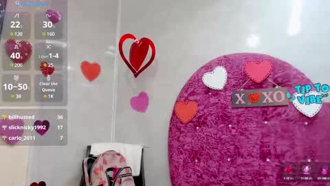 Litzy online show from February 2025 06:10:02 PM
