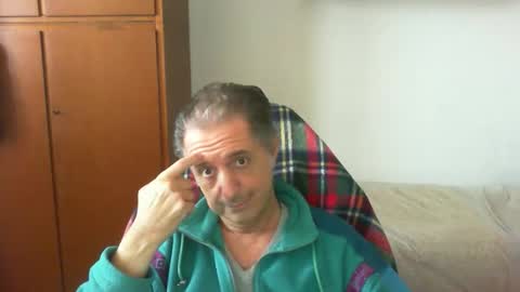 Snapshot of liuk53 chatting on April 2026 03:25:01 PM liuk53 online show from April 2026 03:25:01 PM