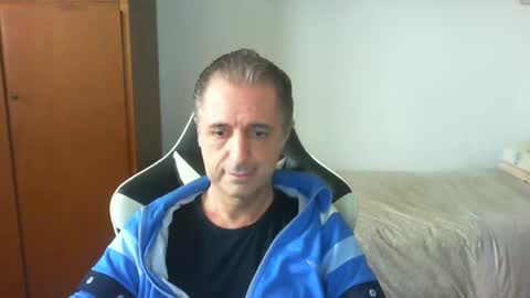 Snapshot of liuk53 chatting on May 2026 12:24:02 PM liuk53 online show from May 2026 12:24:02 PM