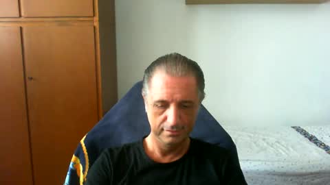 Snapshot of liuk53 chatting on June 2026 12:40:01 PM liuk53 online show from June 2026 12:40:01 PM