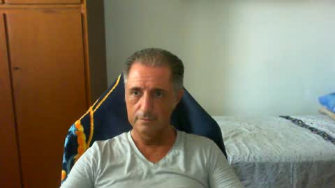 Snapshot of liuk53 chatting on June 2026 12:04:01 PM liuk53 online show from June 2026 12:04:01 PM