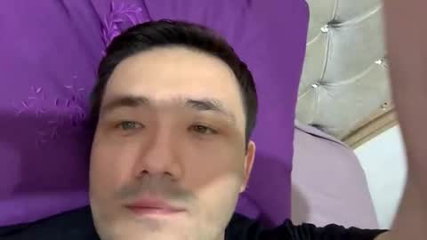 live_1119 online show from November 2025 09:02:01 PM