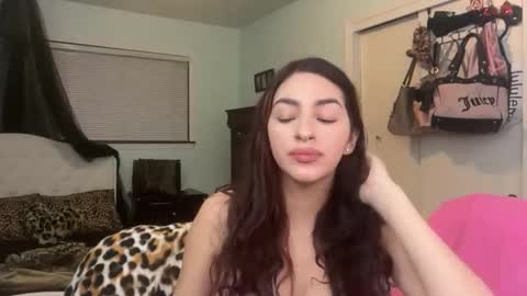 livhart online show from November 2025 02:01:01 AM