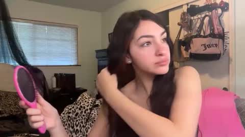 livhart online show from November 2025 10:20:02 PM