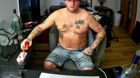 livingpuddle online show from May 2026 11:17:02 PM