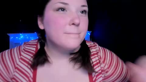 Snapshot of livinsubspace chatting on January 2025 10:07:02 PM Liv online show from January 2025 10:07:02 PM