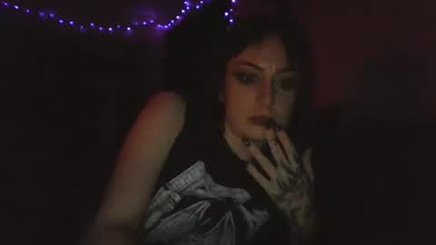 Liv Mirage online show from December 2025 01:42:01 PM