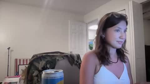 Snapshot of livvyybearxx chatting on June 2026 12:08:01 AM liv online show from June 2026 12:08:01 AM