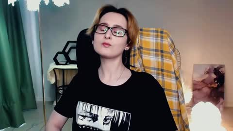 LixeLuna online show from May 2026 07:04:02 AM
