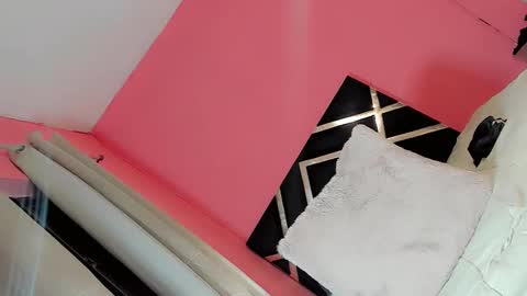 Snapshot of liyenpain01 chatting on April 2026 03:11:01 AM liyenpain01 online show from April 2026 03:11:01 AM