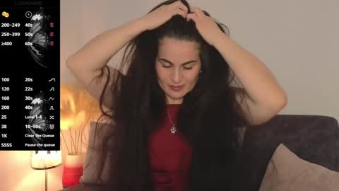 liz online show from February 2025 01:21:02 PM