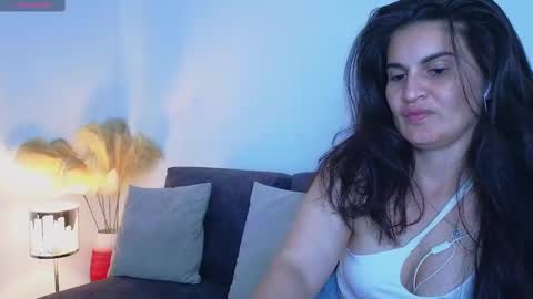 liz online show from February 2025 04:05:01 PM